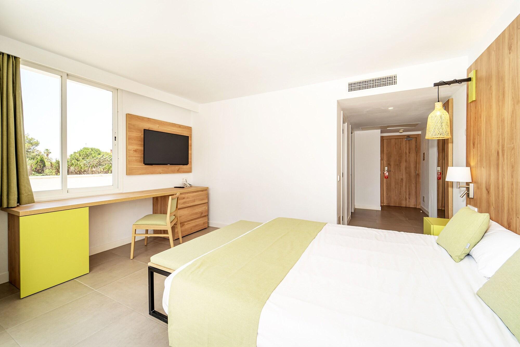 Ibersol Siurell Hotel Са Кома Екстериор снимка