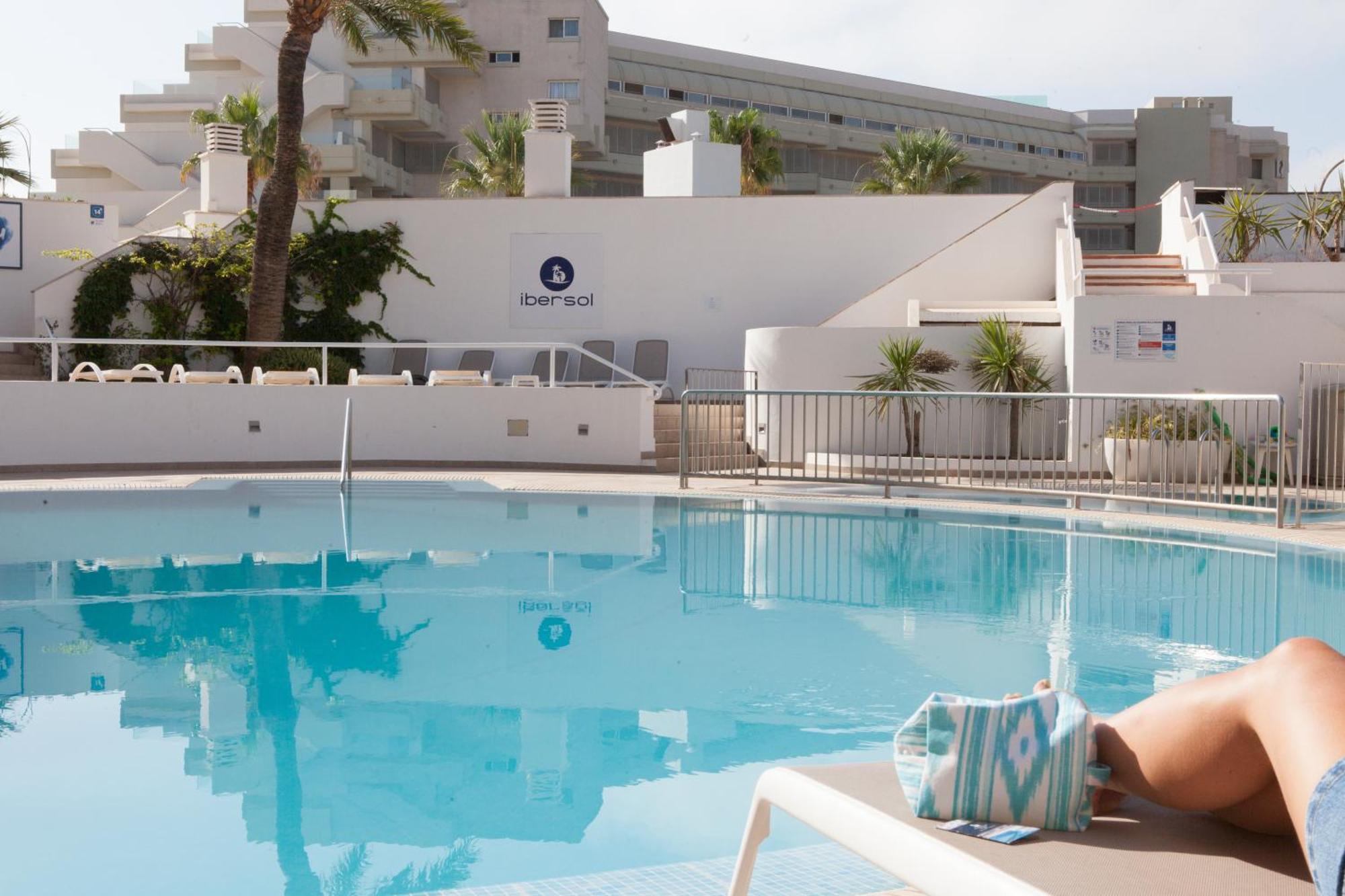 Ibersol Siurell Hotel Са Кома Екстериор снимка